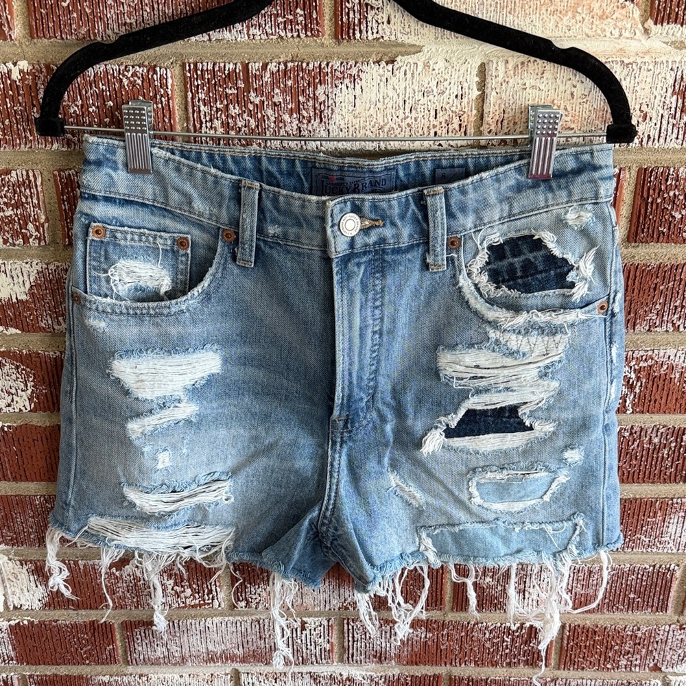 Lucky Brand Lucky Pins Distressed High Rise Light Blue Denim Shorts Sz 8/29 🍀